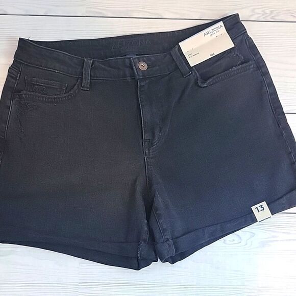 Arizona Jean Company Women's Black Denim Shorts NWT Size 13 - Picture 1 of 13